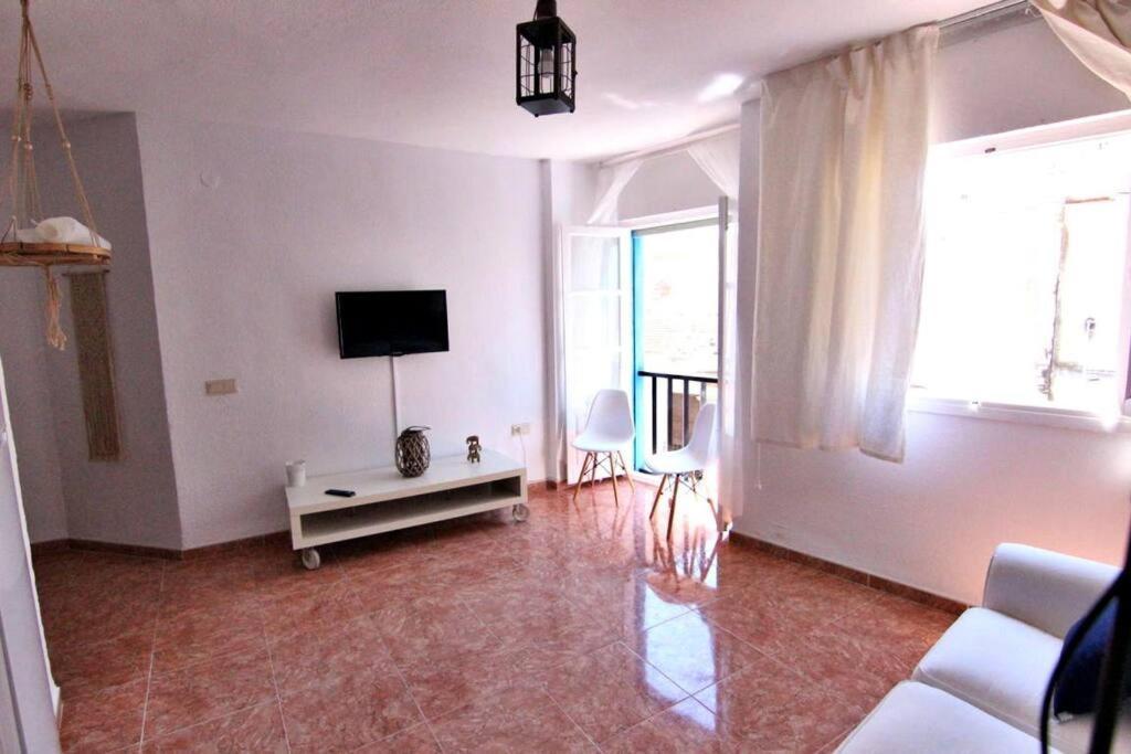 Precioso Piso Soleado, Con Vistas A Monumento. Wfi Apartman Almuñécar Kültér fotó